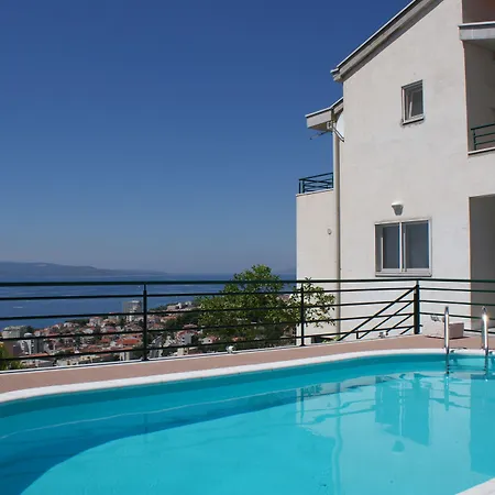 Tonka Διαμέρισμα *