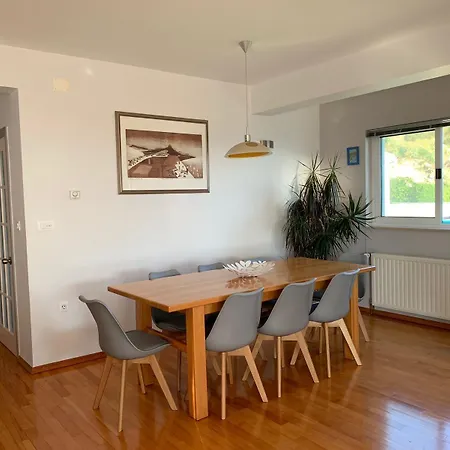 Apartment Tonka Makarska