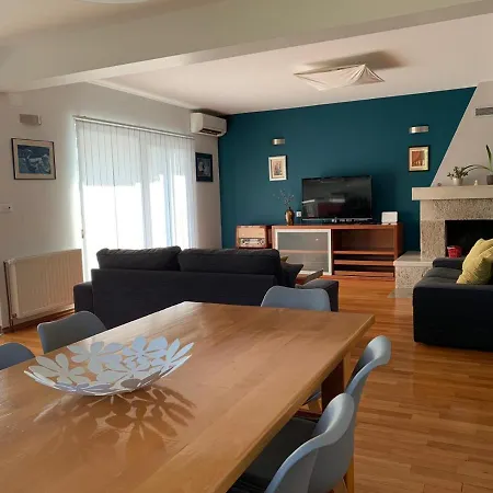 Tonka Μακάρσκα