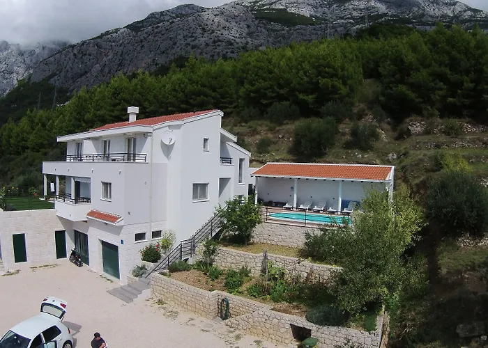 Tonka * Makarska